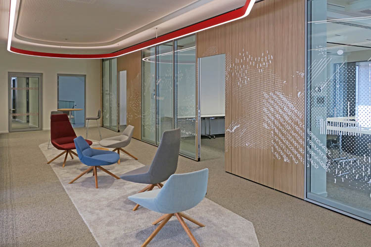 Sparkasse Biedenkopf, Marburg, Wandgestaltung